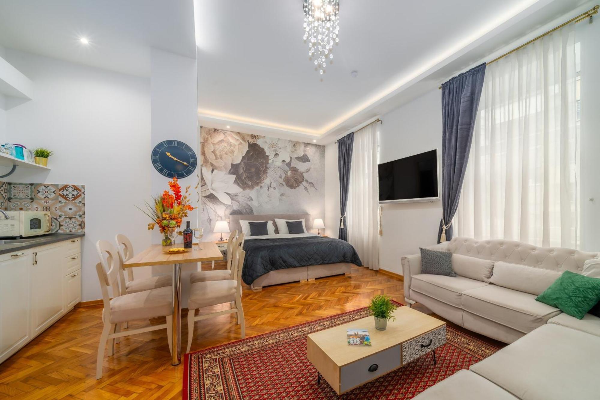 Aurelia Antik Apartments & Rooms, Zagreb City Center Exterior photo