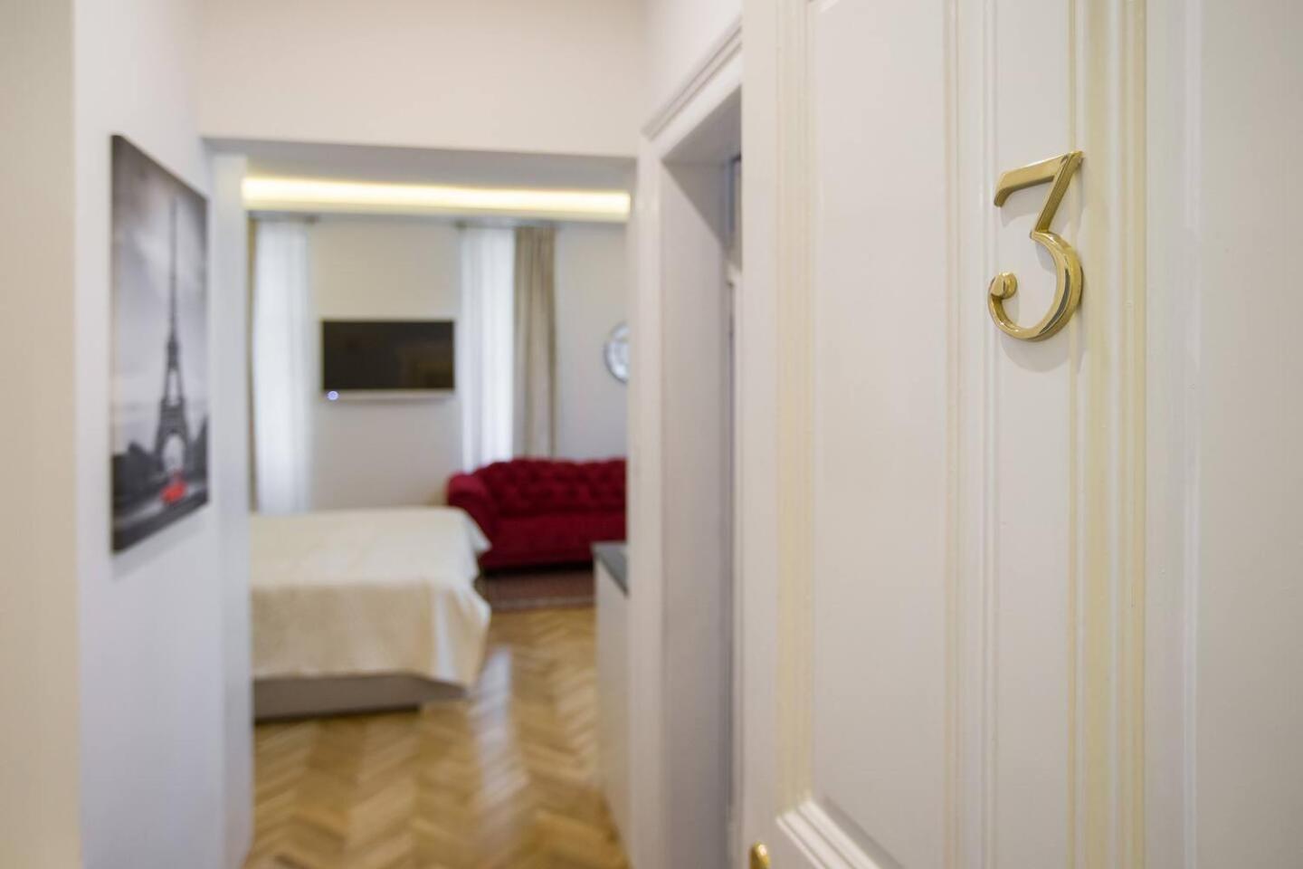 Aurelia Antik Apartments & Rooms, Zagreb City Center Exterior photo